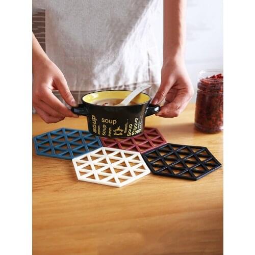 Silicone Table Mat Heat Insulation Pad Household Kitchen Anti-scald Mat Placemat Dining Table Decor