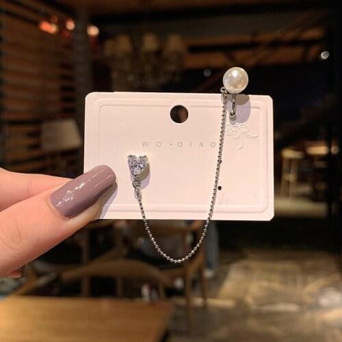 Fairy Tale Single Piece Shiny Rhinestone Tassel Earring for Women Long Chain Simulated Pearl Clip Earrings Cute Wedding Jewelry