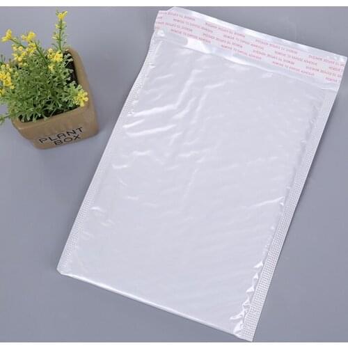 15 * 18cm + 3.5cm White Envelope Paper Bubble Bag Foam Collision Postage Delivery Bag Christmas Package Gift Holders 50 Pieces