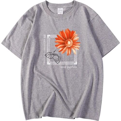 Loose Vintage Mens Tees Shirt Summer Comfortable Tshirts Flower Chrysanthemum Printing Tops S-Xxxl Oversized Tees Shirts Mens