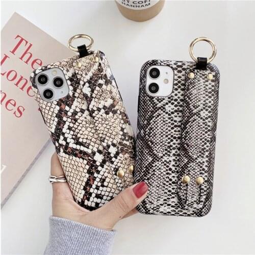 Snake Skin PU Leather Cases For iphone 12 11 Pro Max 7 8 Plus X XS XR Phone Case Crocodile Texture Stand Holder Back Cover Coque