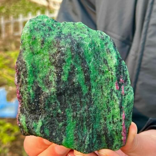 1pcs Natural red and green mineral raw stone samples