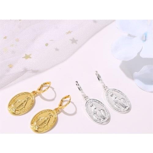 New Charm Catholic Virgin Mary Pattern Earrings Alloy Geometric Oval Drop Pendientes For Lady Elegant Jewelry