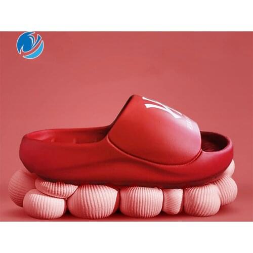 Mo Dou New Summer Bathroom Slippers EVA Thick Sole Soft Slieds Men Women Shoes Indoor Outdoor Beach Wading Non Slip Flip Flops