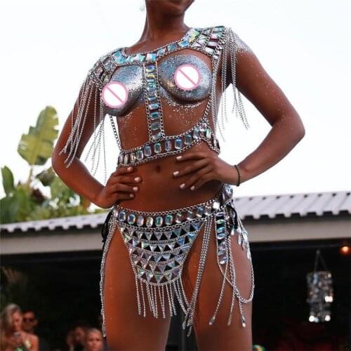 New Shiny Diamond Two Piece Sets Backless Rhinestone Crop Top Tassel Metal Chain Mini Skirt Stage Dance Show Sparkly Outfits