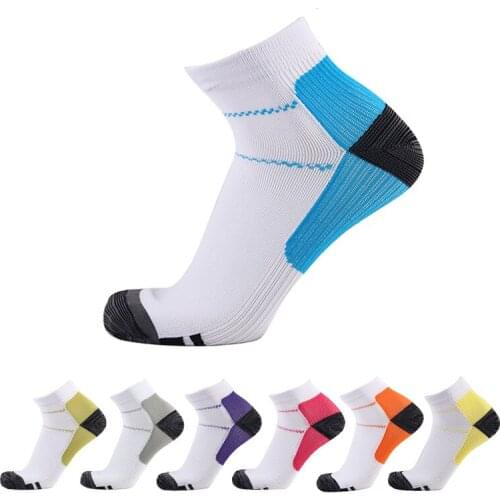 Fashion Hip Hop Sports Socks Men Women Football Socks Basketball Socks Skateboard Socks Riding Socks Cotton New Year Socks 2021