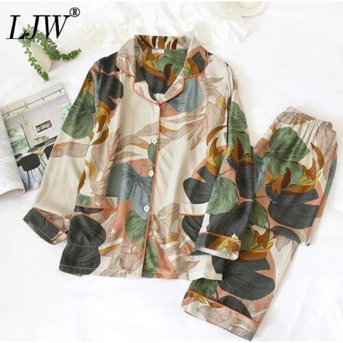 Spring / Summer 2021 New 100% viscose long-sleeved trousers ladies pajamas suit simple style long pajamas womens home service