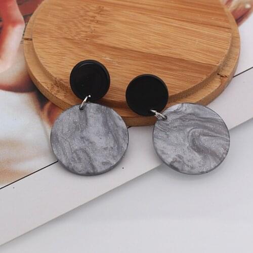 EC1106 Simple temperament contrast acrylic earrings fashion personality earrings female round slimming earrings