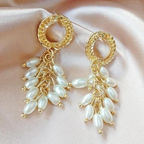 1Pair Golden Vintage Stud Earrings for Women Elegant Faux Pearl Long Tassels Round Dangle Ear Stud Earrings Women Ear Jewelry