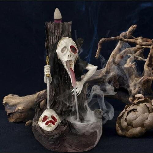Skull Head Backflow Incense Burner Resin CraftsWatch Smoke Waterfall Home Decor Ornaments Halloween DecorationIncense Base