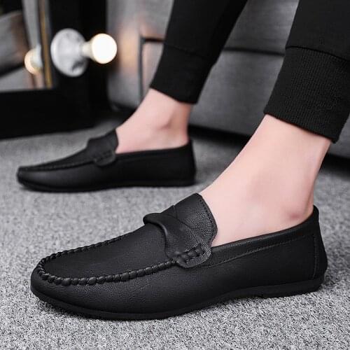 Mens Spring Autumn Casual Shoes Round Head Flat Bottom Light Mouth Casual Leather Shoes Breathable Driving Shoes Doudou Shoes