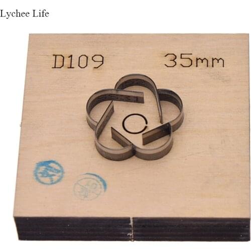 Lychee Life Personality DIY Bow-knot Keychain Scrapbook Metal Dies Cutting For Garment Crafts Handmade Accessories