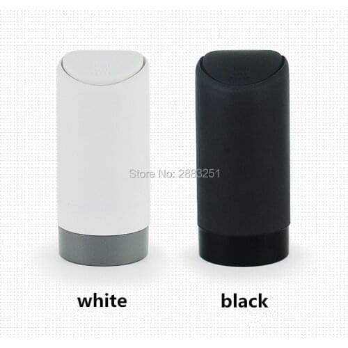 Car Styling Car Mini Soft Silicone Trash bin Garbage pocket for DAIHATSU terios Hyundai ix35 KIA k2 Renault clio Accessories