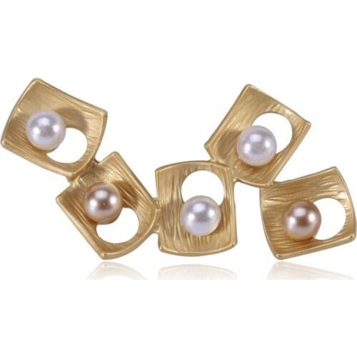 Free Shipping Multi-Color Pearl Geometric Pattern Brooch Upscale Temperament Clothing Accessories Alloy Brooches