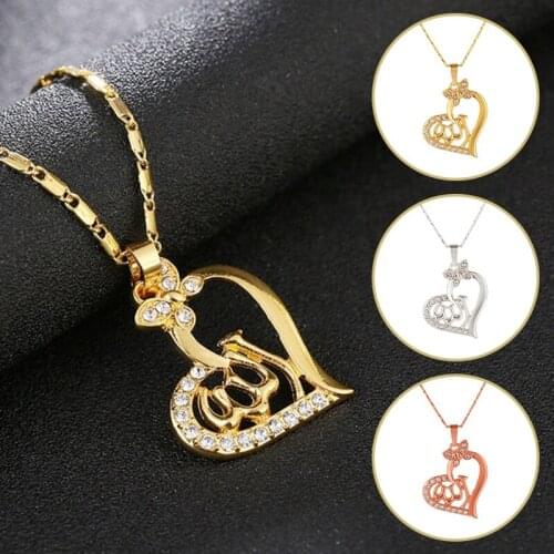 Exquisite Hollow Heart Shape Butterfly Pendants Necklace Women Charm Elegant Simple Chain Necklace Jewelry Gifts Accessaries