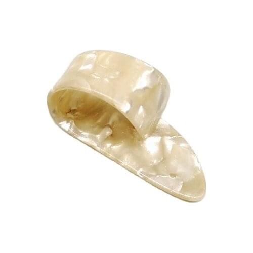 100pcs Drop shipping Pearl White Finger & Thumb Guitar use Picks cute guitar accessories Nice Pearl Diamond nail picks