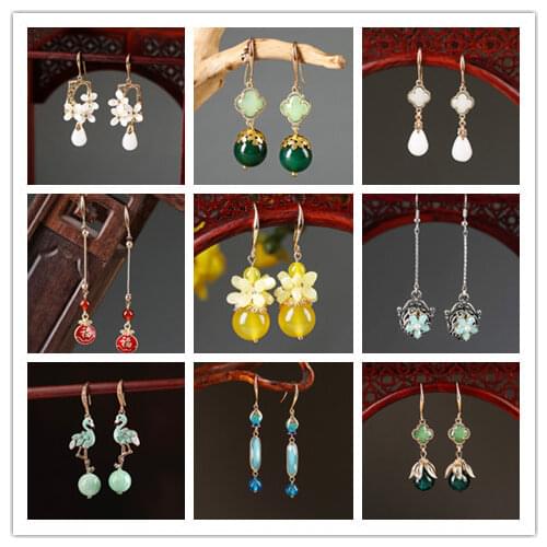 Ancient Chinese retro Earrings Pendientes antiguos chinos Natural stone lilac flower handmadeEar Studs