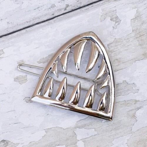 Korean Silver Color Shark Jaw Hair Barrette Hairpins Hair Clips For Women Vintage Animal Shark Teeth Hairwear Hair Accessories