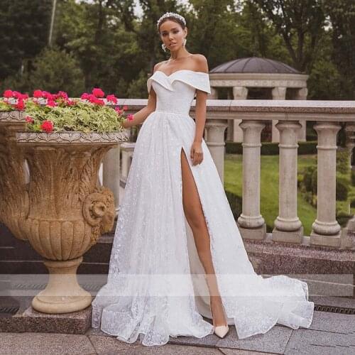 Newest 2021 Boho Wedding Dresses Off Shoulder Short Sleeves Beach Lace A Line Front Split Ceremony Party Gowns