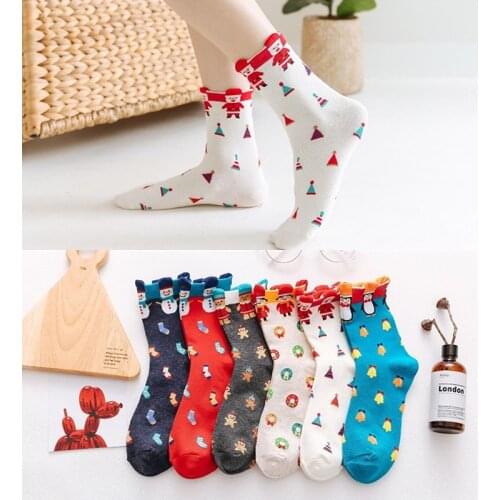 4 pairs New fashion Harajuku christmas women socks lovely cotton funny comfortable kawaii Japanese cartoon in autumn and winter