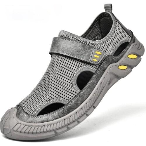 Summer Mens Sandals Mesh Luxury Mens Beach Sandals Outdoor Original Mens Sandals Soft Breathable Mens Slippers Sandalia