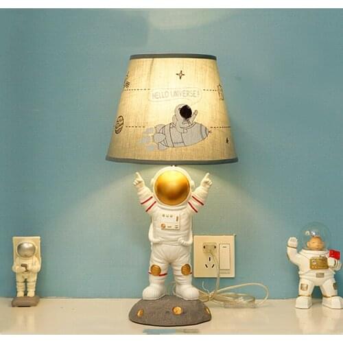 Cartoon Astronaut Table Lamps Childrens Room Bedroom Bedside Lamp Boy Room Home Decor Nordic Modern Desk Stand Light Fixtures