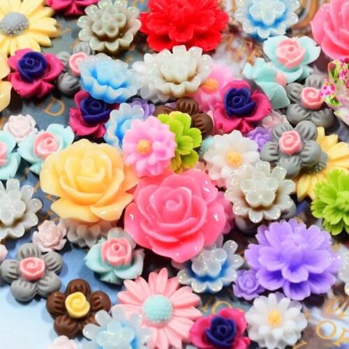 50 Assorted Flower Flat Back Cabochon Embellishment Card Making Scrapbooking