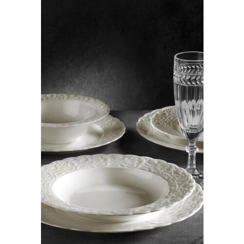 Kutahya has Porcelain Bone Spike 24 Piece 6 Seater Dining Set