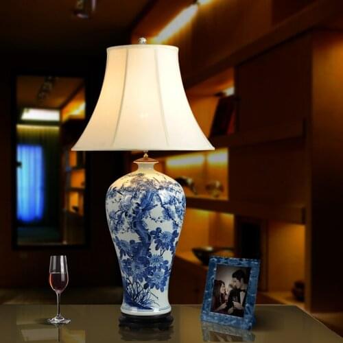 Art Chinese porcelain ceramic table lamp bedroom living room wedding table lamp Jingdezhen table lighting lamp blue white bird