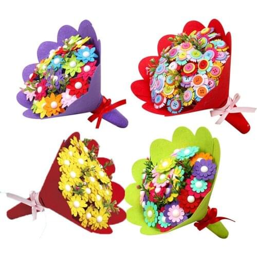 Childen DIY art craft hand bouquets for teachers day/mothers day / Kids handmade toys of button flowers for gifts and presents
