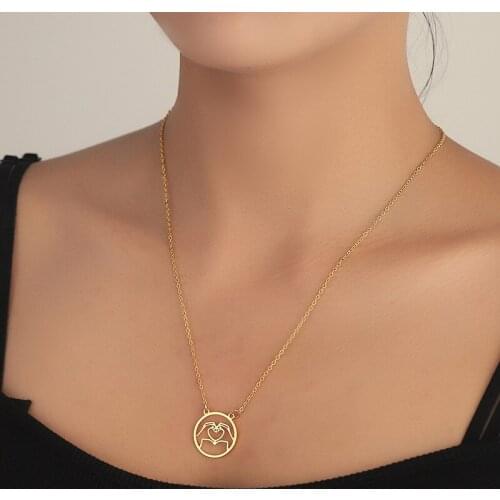 Love Confession Necklaces for Her Heart Shape Hand Gestures Pendant Bestie Necklace Jewelry Gift