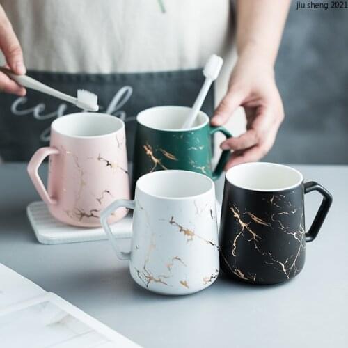 European Style Marbled Toothbrushing Cup Luxury Ceramic Couple Wash Set Simple Home Bathroom Mouthwash Cup with Diatom Mud Pad