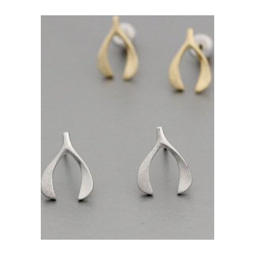 Fashion V-shaped stud earrings stud earrings Tree branch shaped ear studs For Women wholesale