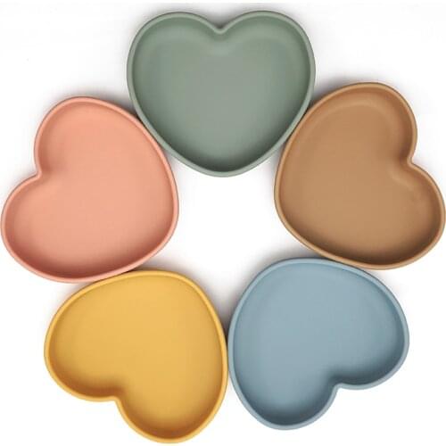 High Quality Silicone Feeding Solid Food Plates Dining Appliance Heart-Shaped Bowl With Suction Cup Childrens Tableware