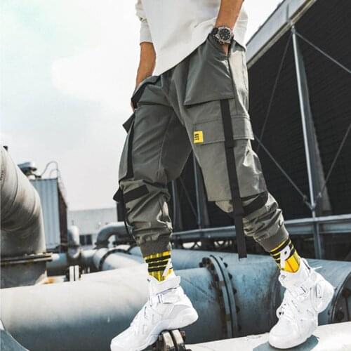 Streetwear Men Sweatpants Fashion Cargo Pants Men Elastic Waist Trousers Hip Hip Harem Pants Mens Multi Pocket Work Pants 2021