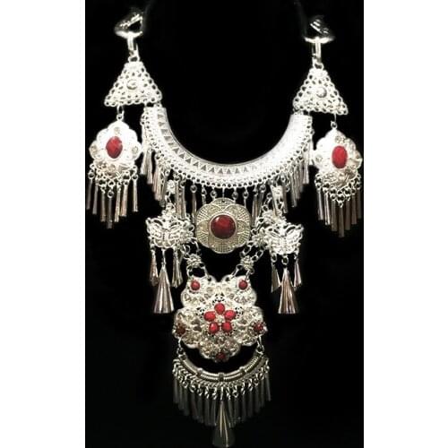 Chinese miao ethnic necklaces alloy plated silver Jewelry metal necklace halloween cosplay party wear