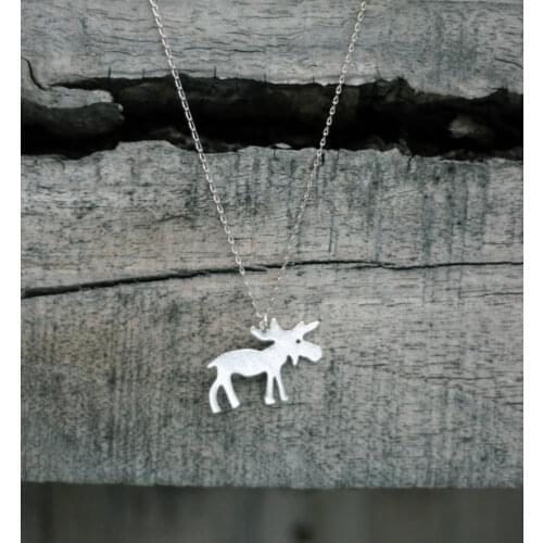 Wholesale New Trendy Gold Silver Personalized Moose Necklace High Quality Hunger Games Pendant Necklace Women Best Friend
