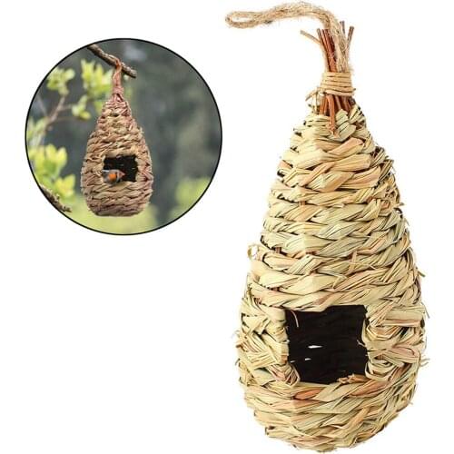 1 Pcs Hand Woven Humming Bird Houses Outdoor Hanging Natural Grass Birds Nest Drop Shape Pet Bedroom Egg Cage Shelter Hideaway