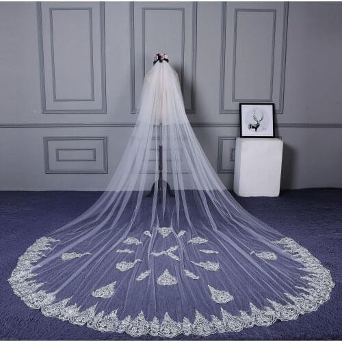 Two-Layer Ivory Tulle Wedding Veil with Appliques Unique Long Bridal Veils with Comb YHG2019
