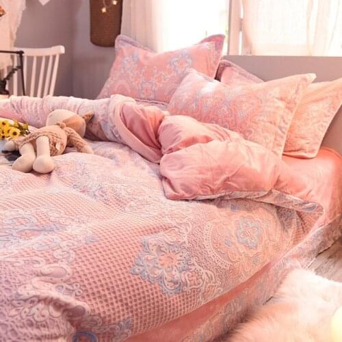 New style carved velvet coral velvet 4-piece set thickened flannel double crystal velvet bed sheet and quilt cover bed flannel