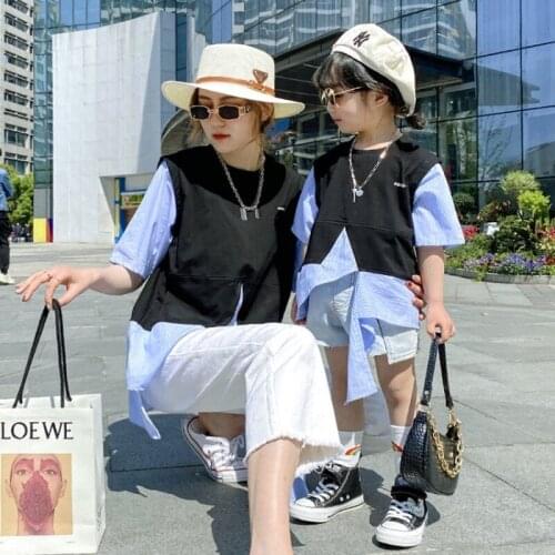 2021 Fake Two Piece Shirts for Mother and Kids Family Matching Outfits Short Sleeve T-shirts Girl Clothes Childrens Clothing