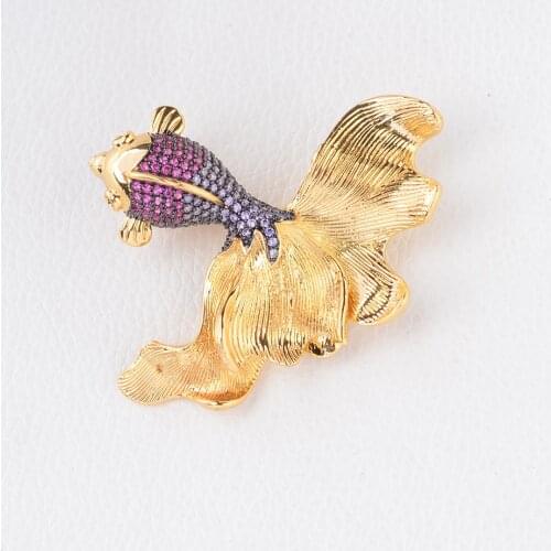 1pcs 54x47mm Womens High Quality golden plated Womens Goldfish Brooch