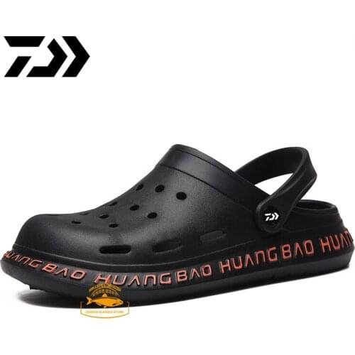 Daiwa Man Fishing Sandals Breathable Home Slippers Outdoor Fashion Casual Sneakers Garden Clogs Trekking Shoes