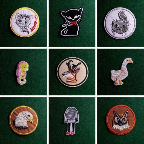 2pcs Animal Badge Patch Iron On Patches On Clothes Cat/Dog Embroidered Patch For Clothing Applique Jacket Patches Pack Sewing