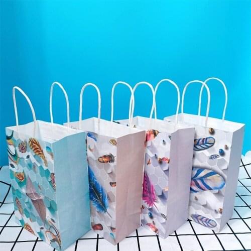 10Pcs 21*15*8CM Paper Bag Color feather with handle Candy Boxes Bags Handmade shopping Gift Packing Party Favor