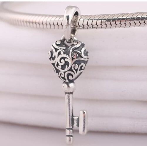 High quality 925 Sterling Silver Key heart Shape Pendants Beads Fit Original 3mm Pan Charm DIY Bracelet necklace Jewelry making