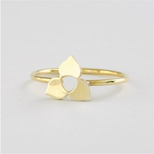 Fashion New Style Geometric Trillium Flower Rings for women
