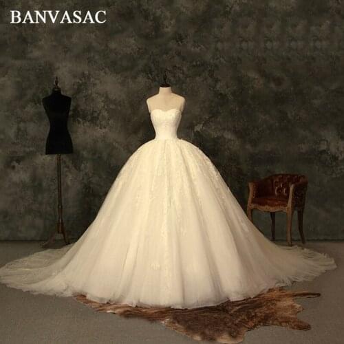 BANVASAC Ball Gown Wedding Dresses Lace Appliques 2018 Strapless Real Photos Plus Size Embroidery Court Train Bridal Dresses