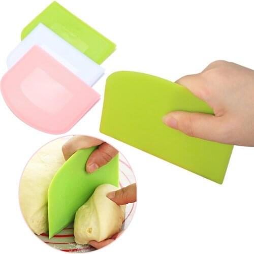Cake Decorating Tools Smooth Edge Dough Cutter Scraper Baking Pastry Tools Plastic Cream Spatula Kitchen Supplies