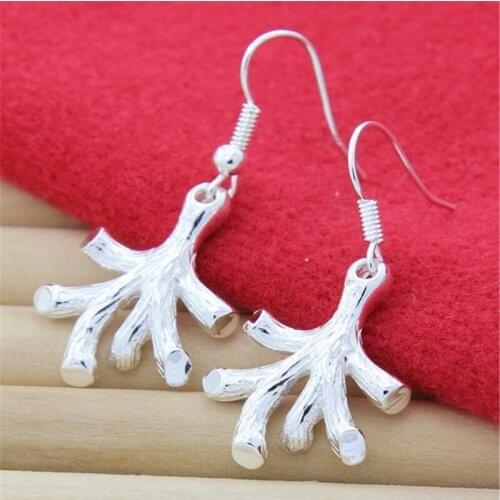 New 925 Sterling Silver Earrings Exquisite Leaf Earrings For Women Fashion Jewelry Gifts